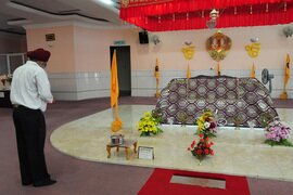 121029_grace_my_gundwara1-270_180