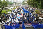 Thousands of Indonesian workers march in Jakarta to celebrate the country's first officially recognised Labour Day holiday. [Yenny Herawati/Khabar]